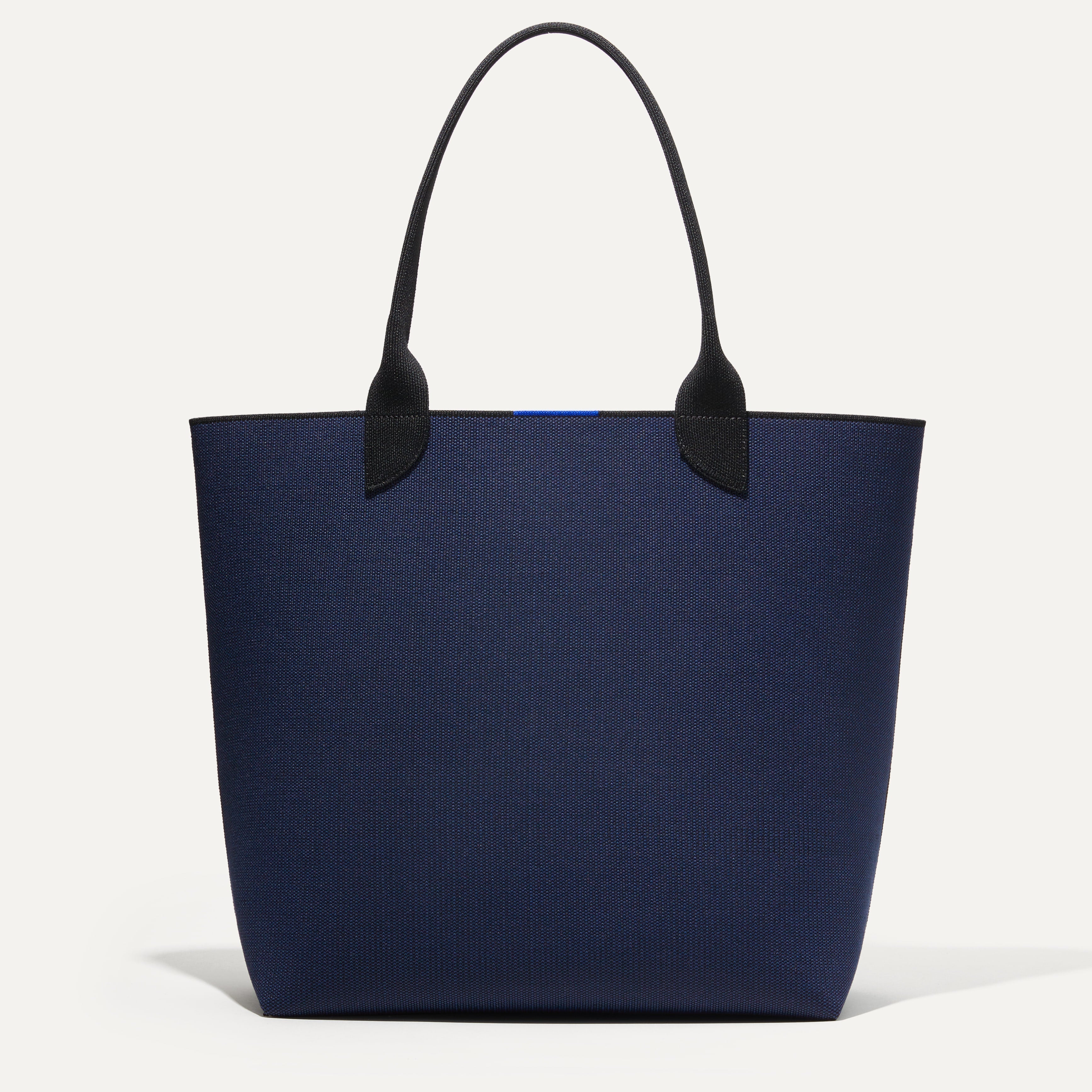 PLP |The Lightweight Tote in Sapphire and Onyx shown from the front.