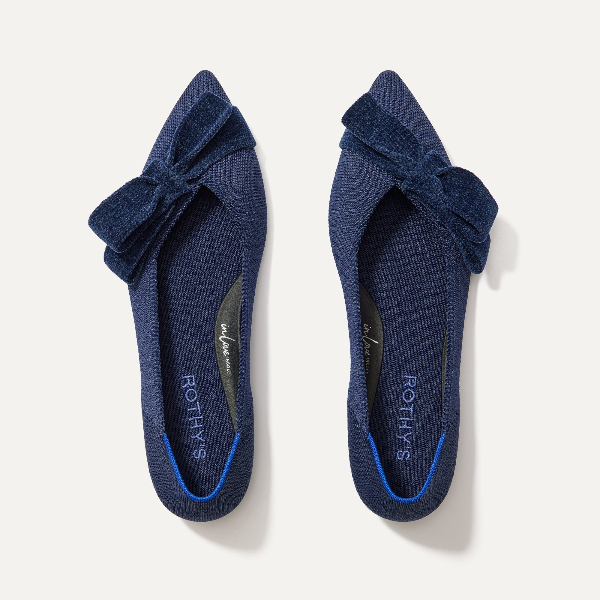 The Bow Point II in Deep Navy shown from the top. 