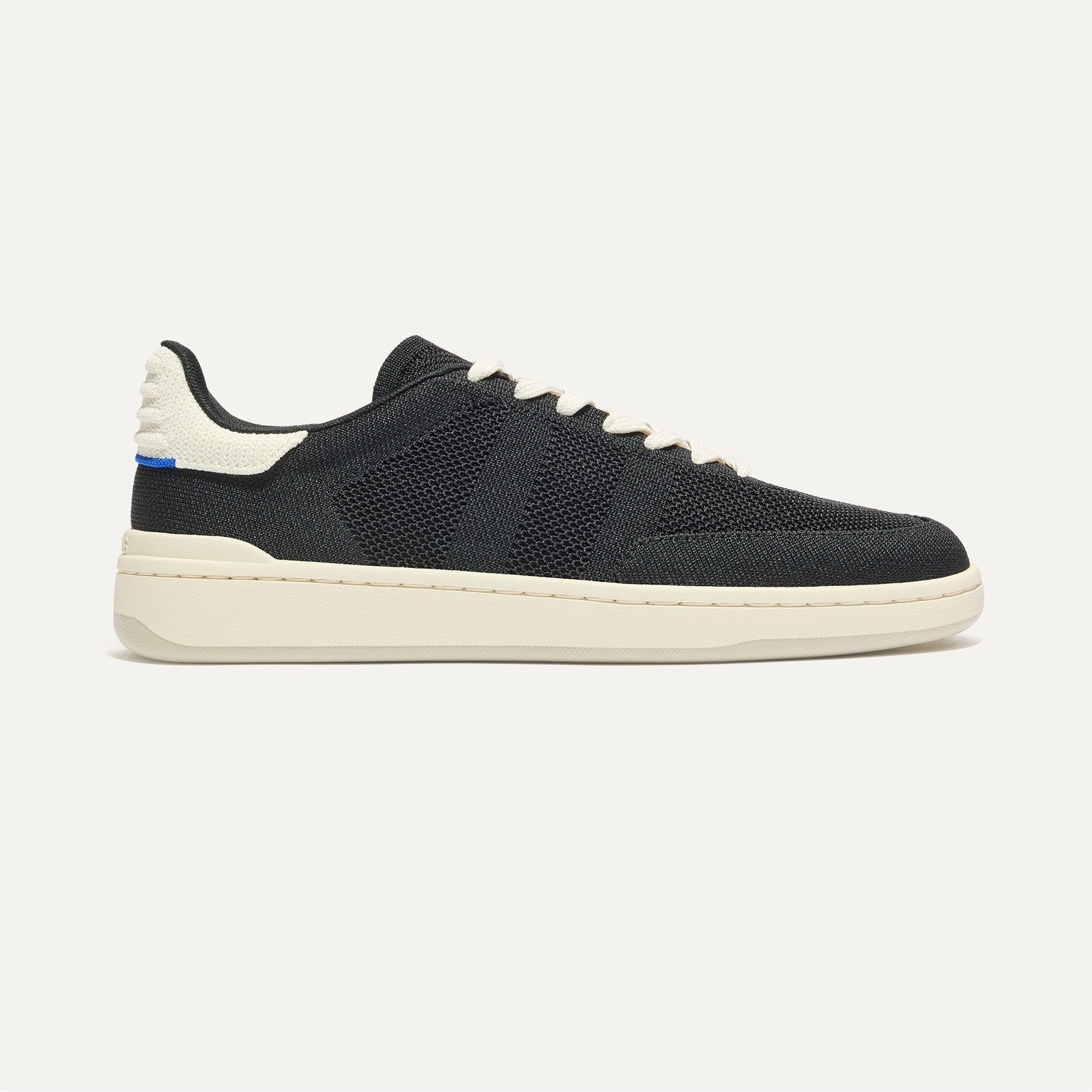 The Men's Court Sneaker in Referee shown from the side. 